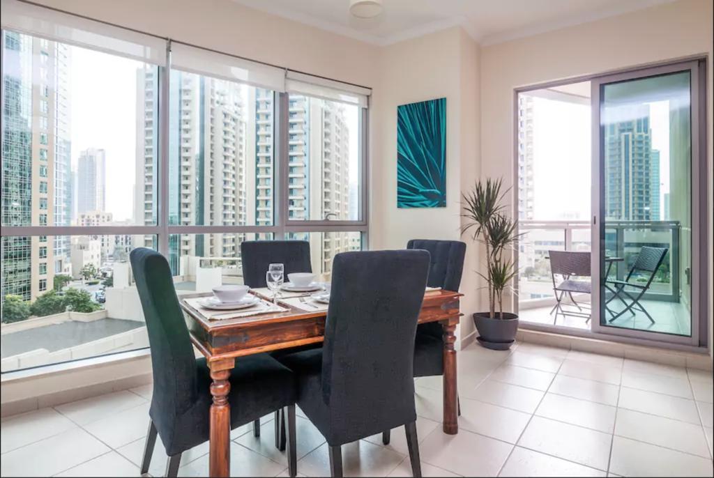 Faraway Homes - Burj Residences Dubai Luaran gambar